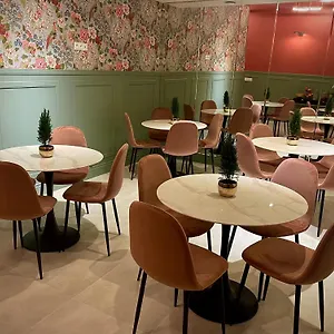 Triton Park Apartment Warsaw