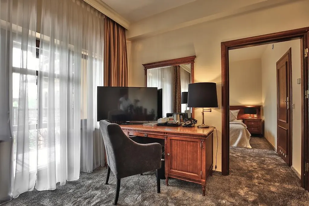 ****  Grand Hotel Stamary Zakopane Polónia
